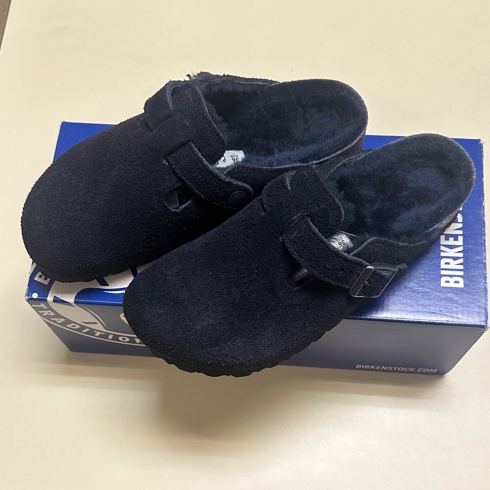 ONE LEFT!!!Birkenstock Midnight Blue Suede Clogs